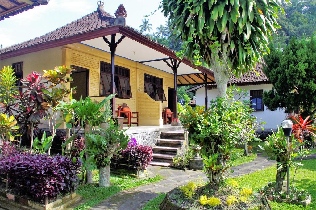 Rijasa Homestay Karangasem  Luaran gambar