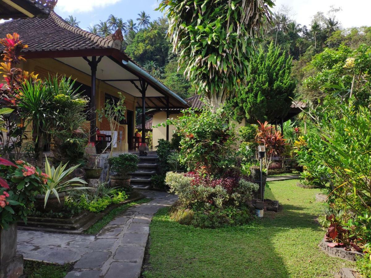 Rijasa Homestay Karangasem  Luaran gambar